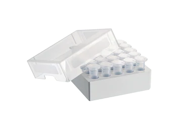 艾本德儲存盒 5 × 5, 可放置 25  個試管，5  mL，4  件，高 64  mm，2.5  英寸，聚丙烯材料，可耐受最低 -86  °C，可高溫高壓滅菌，帶蓋子并具有數(shù)字字母標識